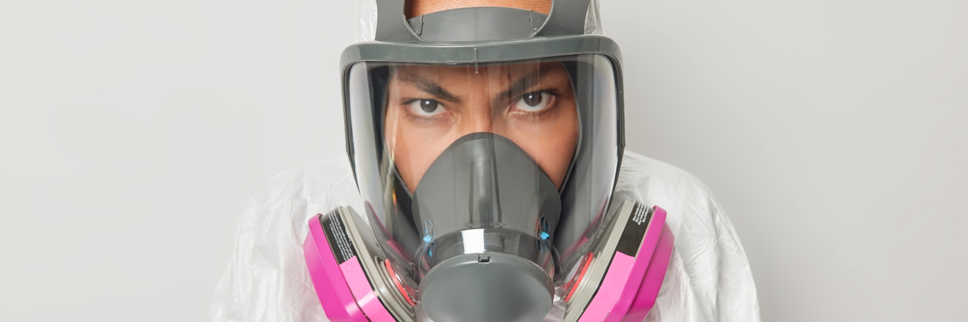 Before entering confined spaces, it is imperative to measure gas concentrations